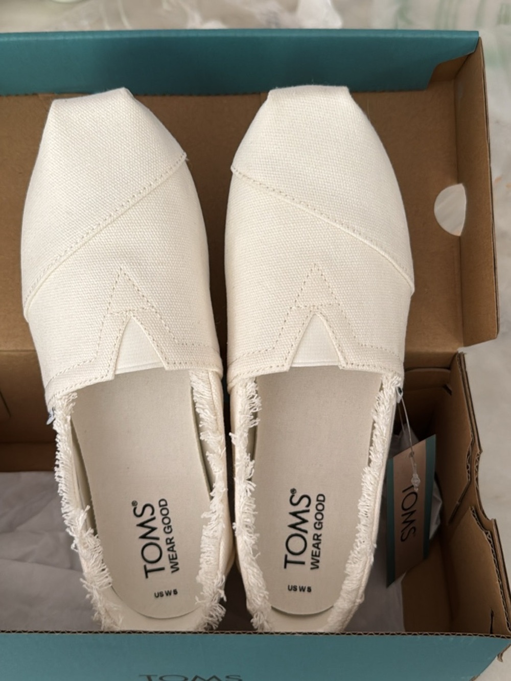 TOMS Cream Canvas Frayed-Edge Classic Alpargata